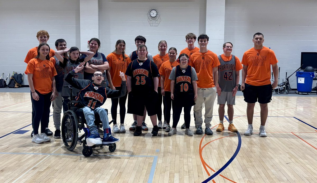 Amanda Rowe tweet media