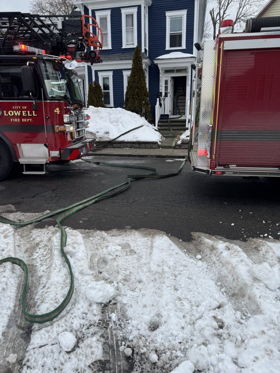 Riley82796's tweet photo. @lowellscanner @aselahcurtis  fire on Ludlam https://t.co/7PD6aGW1lR