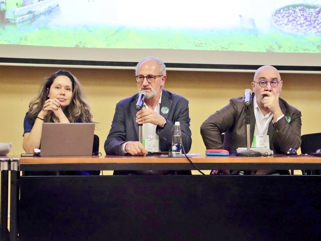 Departamento Nacional de Planeación tweet media