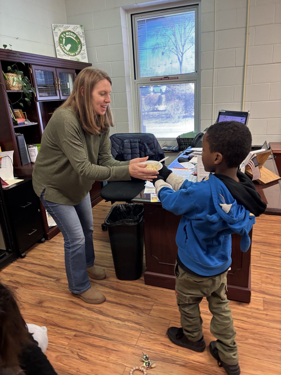 Mrs. Whitmire’s students made banana pudding for staff on Tuesday 🍌🍨