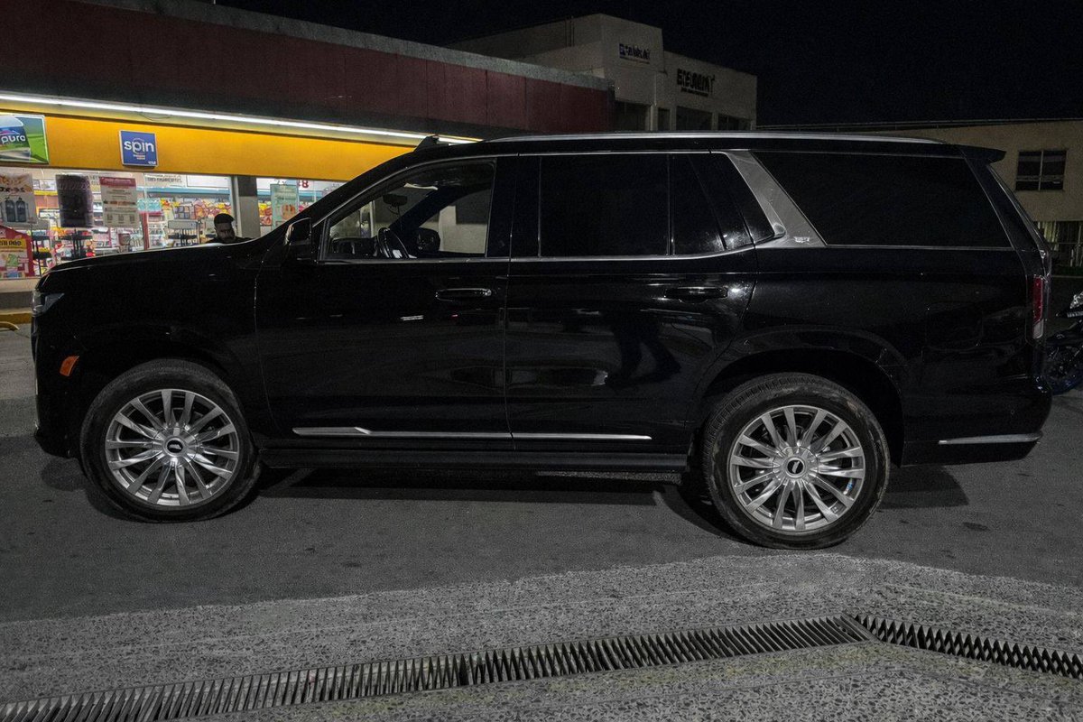 En la colonia La Duraznera, en San Pedro Tlaquepaque, fueron detenidos Francisco “N” y Juan Carlos “N” por portar un arma de fuego y una licencia falsa. La acción fue realizada por el Escuadrón Motorizado “Guepardos”. 

Les aseguraron un arma .380, cargadores, cartuchos y el