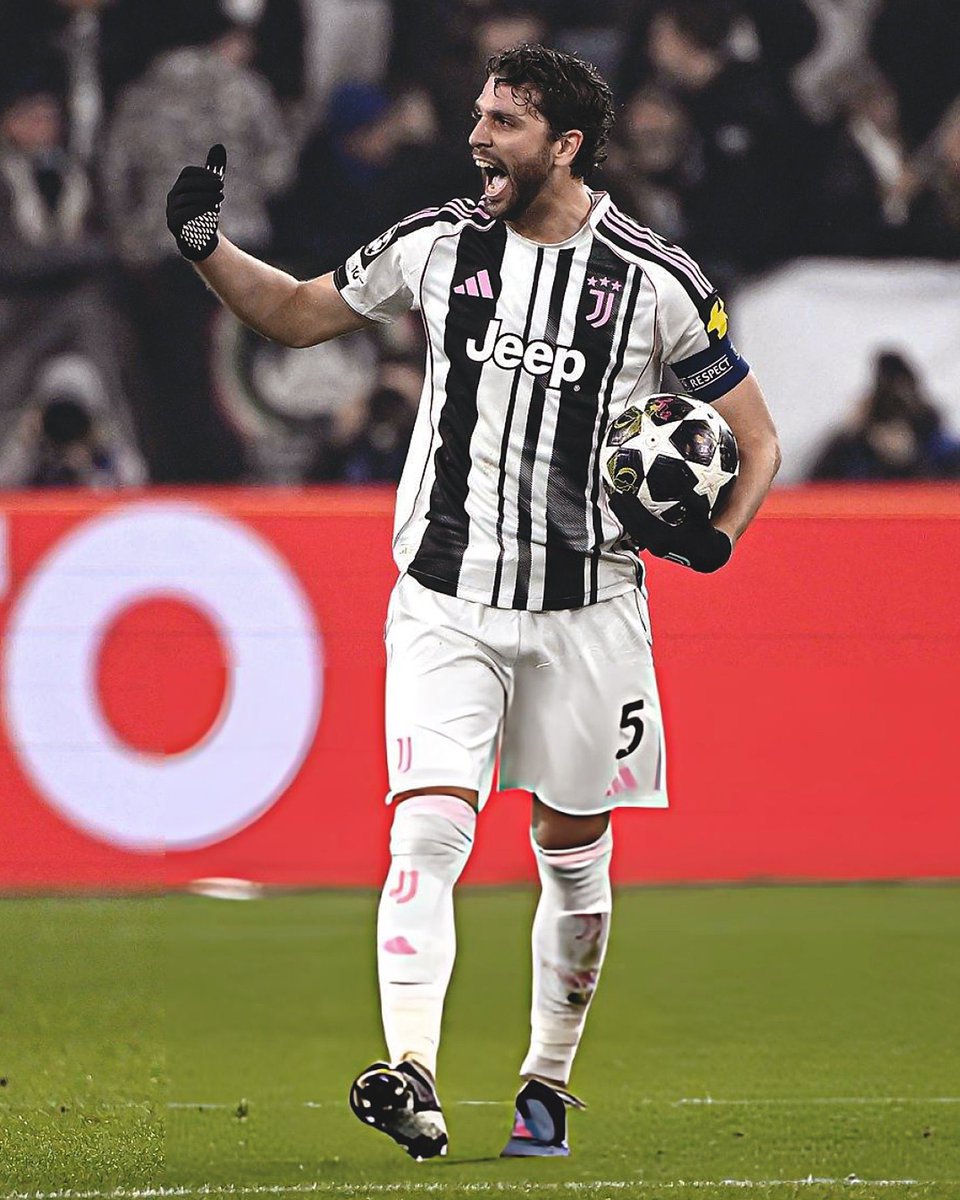 عمرو tweet media