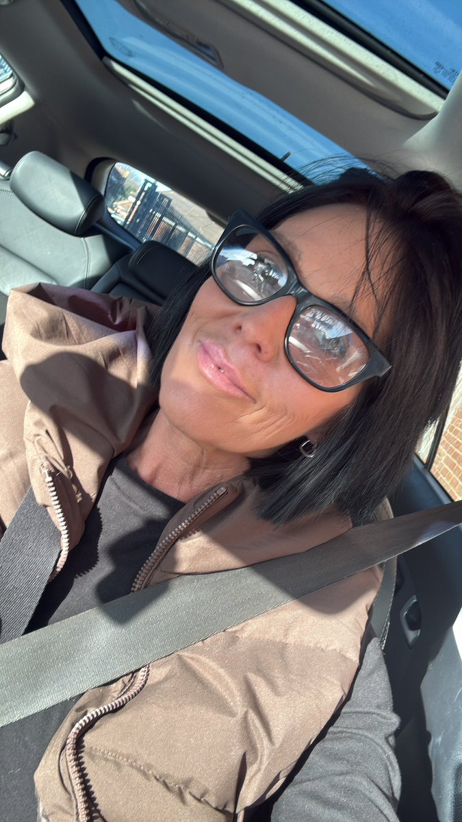 Vick 🖤 tweet media