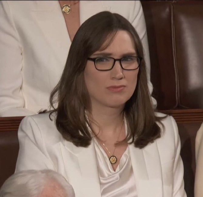 To all the men out there. 
Imagine being this dude.
Now imagine having phantom limb syndrome.
Worse yet, imagine your balls itching and there is absolutely nothing you can did about it. 
😂😂😂😂🤣🤣🤣🤣🤣🤣