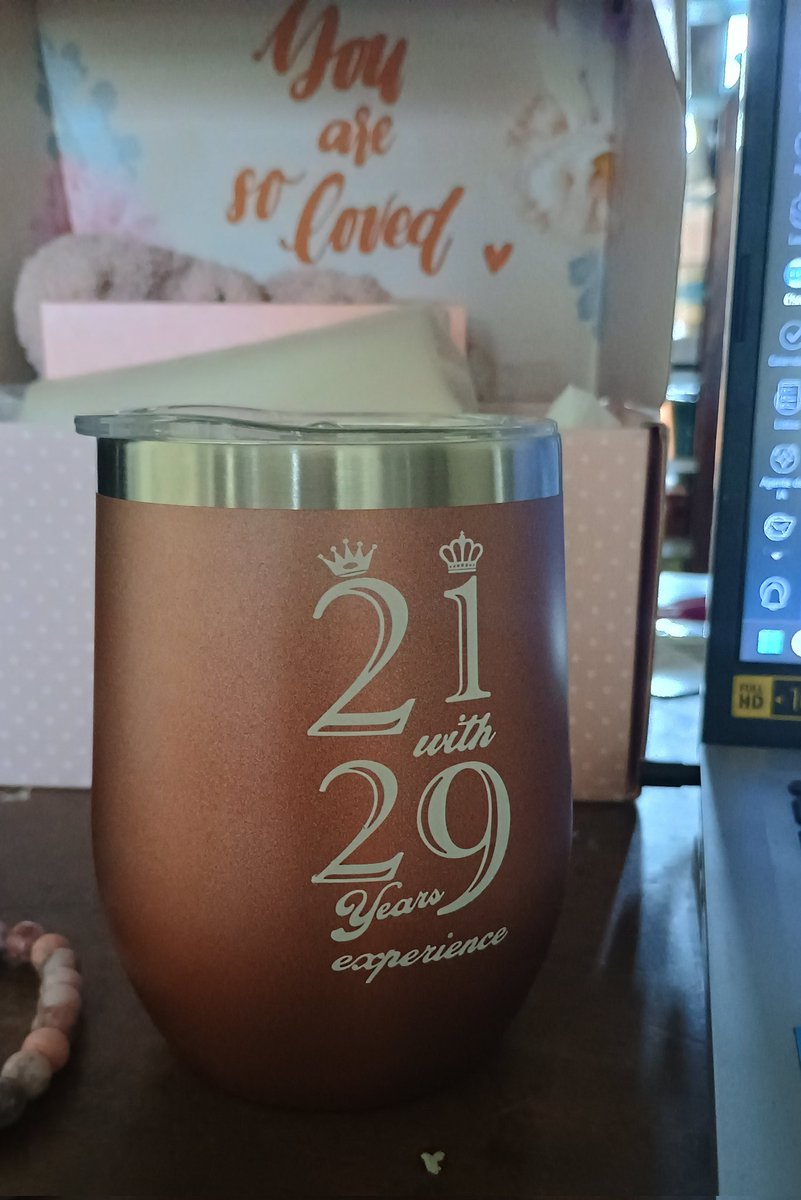 21 con 29 años de experiencia.

Claro que sí 🤣🤣