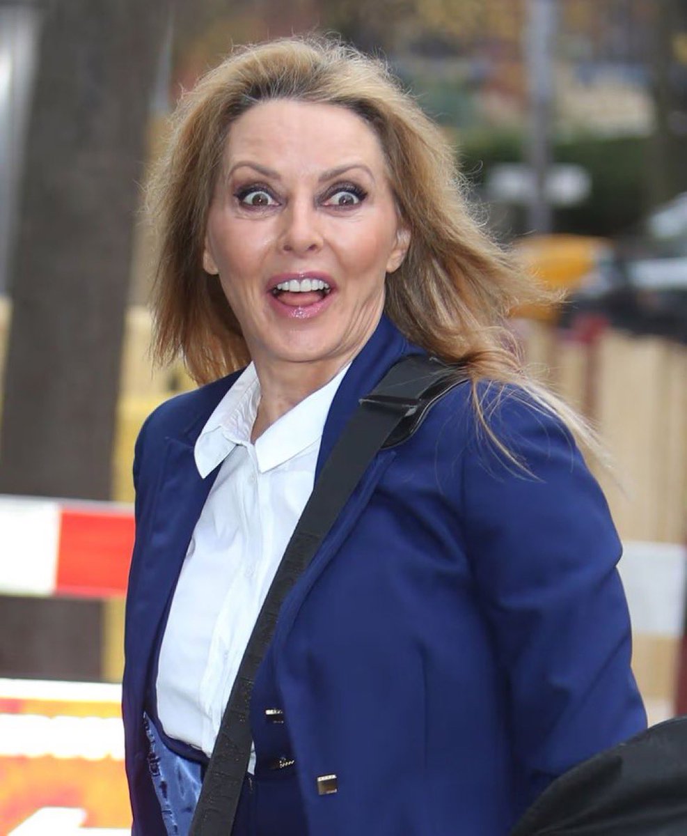 Benonwine tweet media