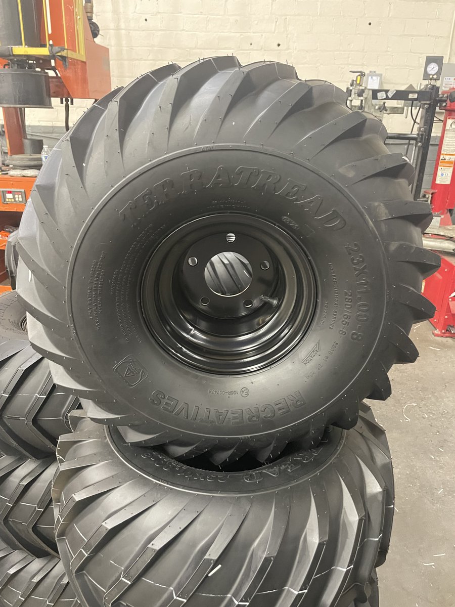 RecreativesInd's tweet photo. 🔥 $RECX Recreatives TerraTread™ for MAX Amphibious ATVs - https://t.co/P6z5zyW70b
23x11-8 (MAX 2)
25x12-10 (MAX 4/Buffalo)
Testing starts this week.
23” — July/Aug
25” — Sept/Oct
More clearance. More bite.
#MAXATVs #TerraTread #atvs #powersports #mudlife #stocks #investing https://t.co/UABvFdOIRm