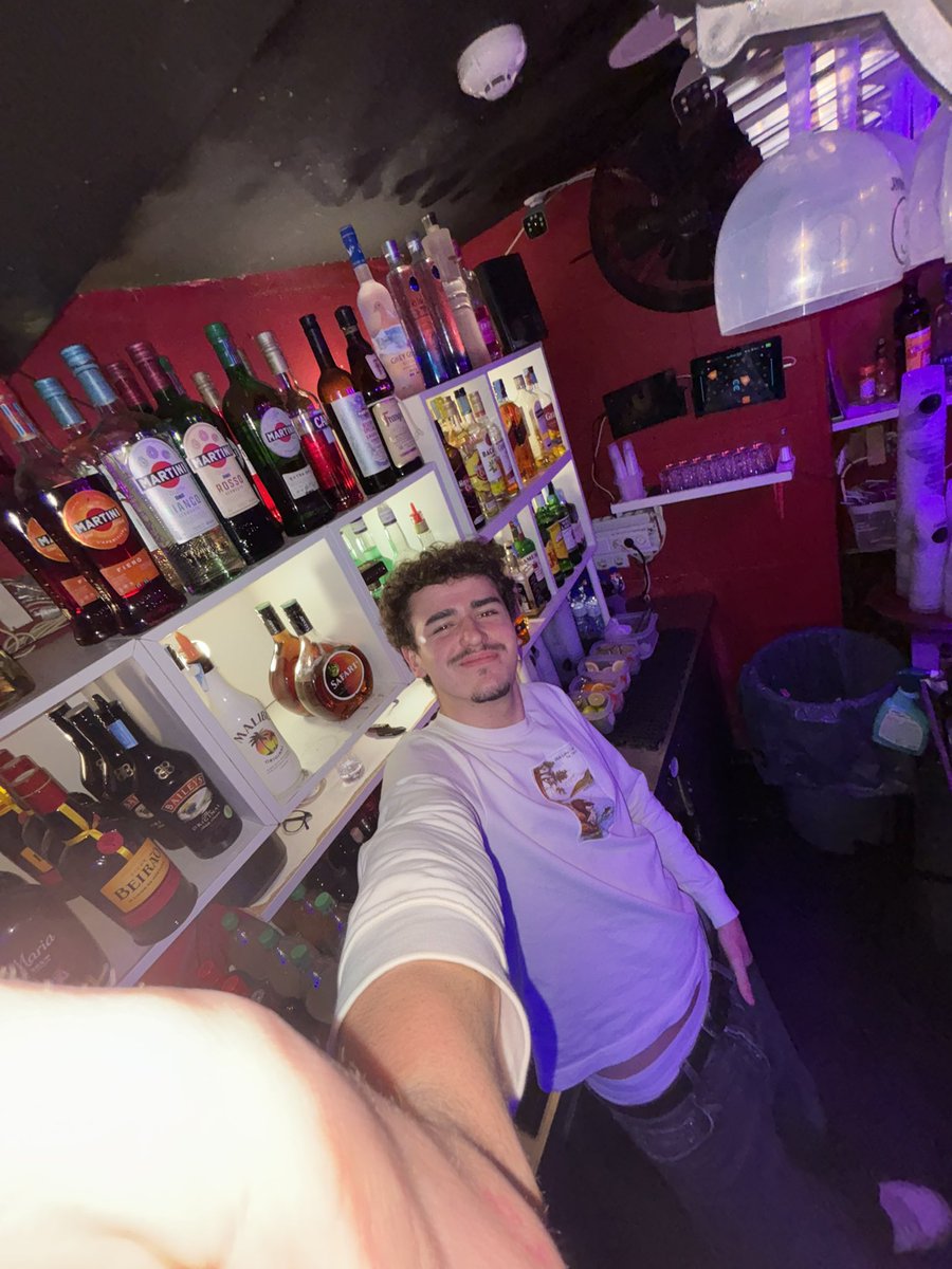 TheBossBaby2075's tweet image. Fico mesmo gostoso a trabalhar 😮‍💨