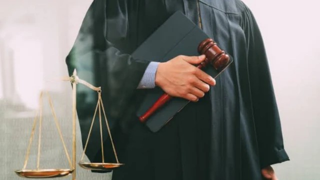 5 dos 'penduricalhos' mais inacreditáveis do funcionalismo brasileiro glo.bo/ng83wqz