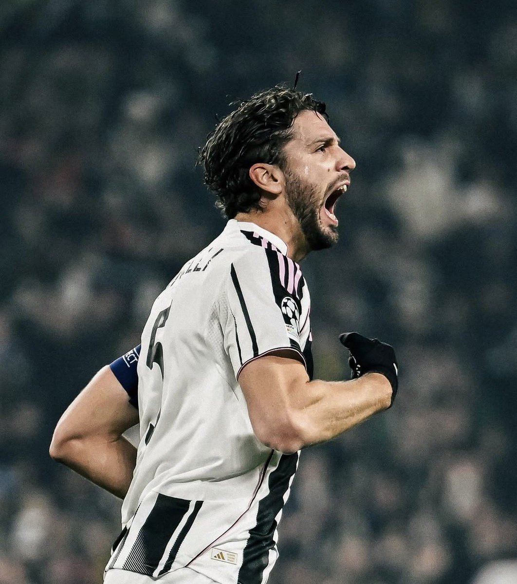 Comunque vada a finire questi ragazzi sono da applausi a scena aperta

Hanno rimontato la partita nonostante la smafiata di inizio secondo tempo e il periodo assurdo che stanno vivendo

Proviamo a passare, ma siamo tutti già fieri di voi.

FINO ALLA FINE