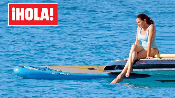 Lu ☂️ (@oleemequivocao) on Twitter photo 