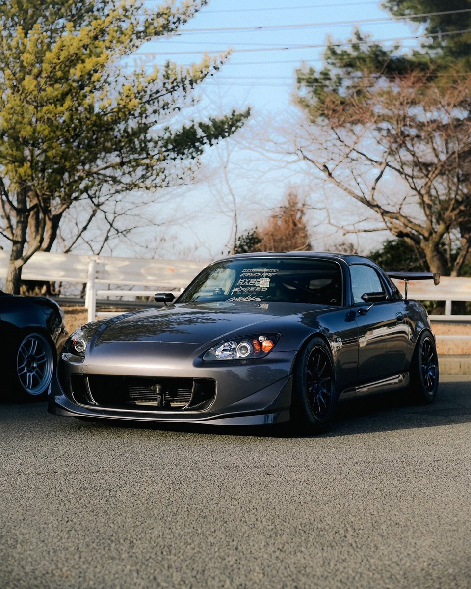 りょうハチ tweet media