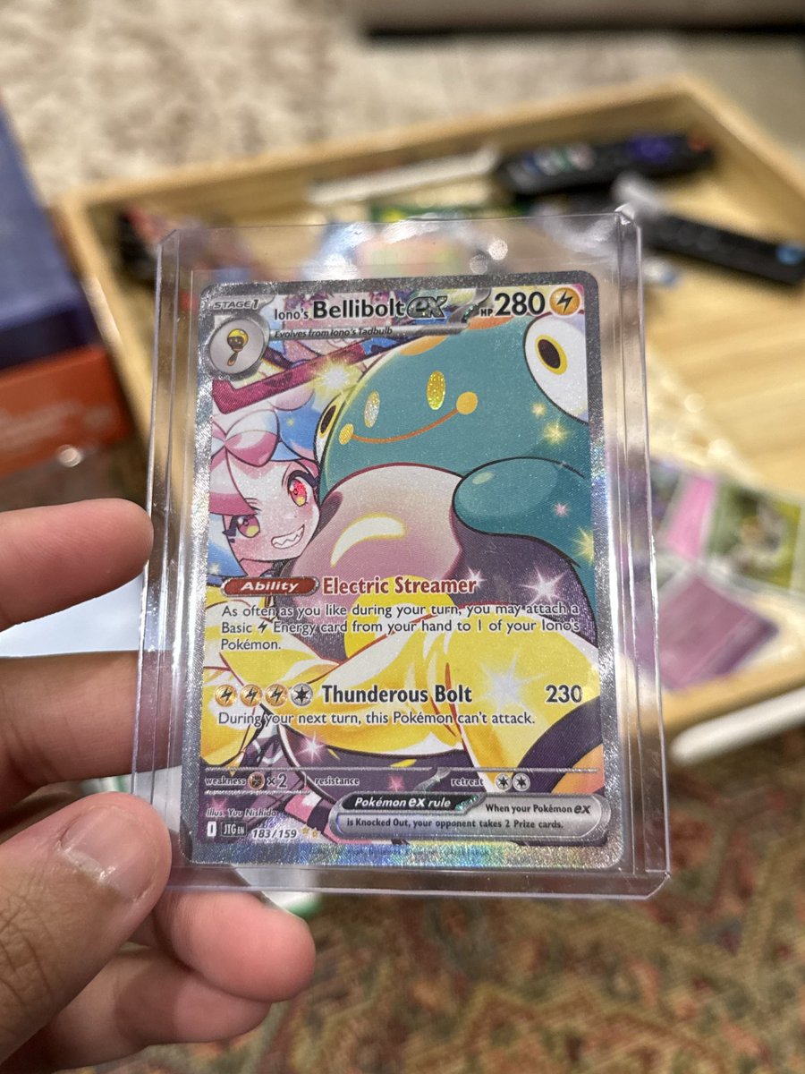 Lambrider_'s tweet photo. @DannypTCG Pulled the Bellibolt recently and love the art on it, still chasing that Clefairy and/or Salamence. Overall JT has been a decent set for me https://t.co/wCFGaZ9grk