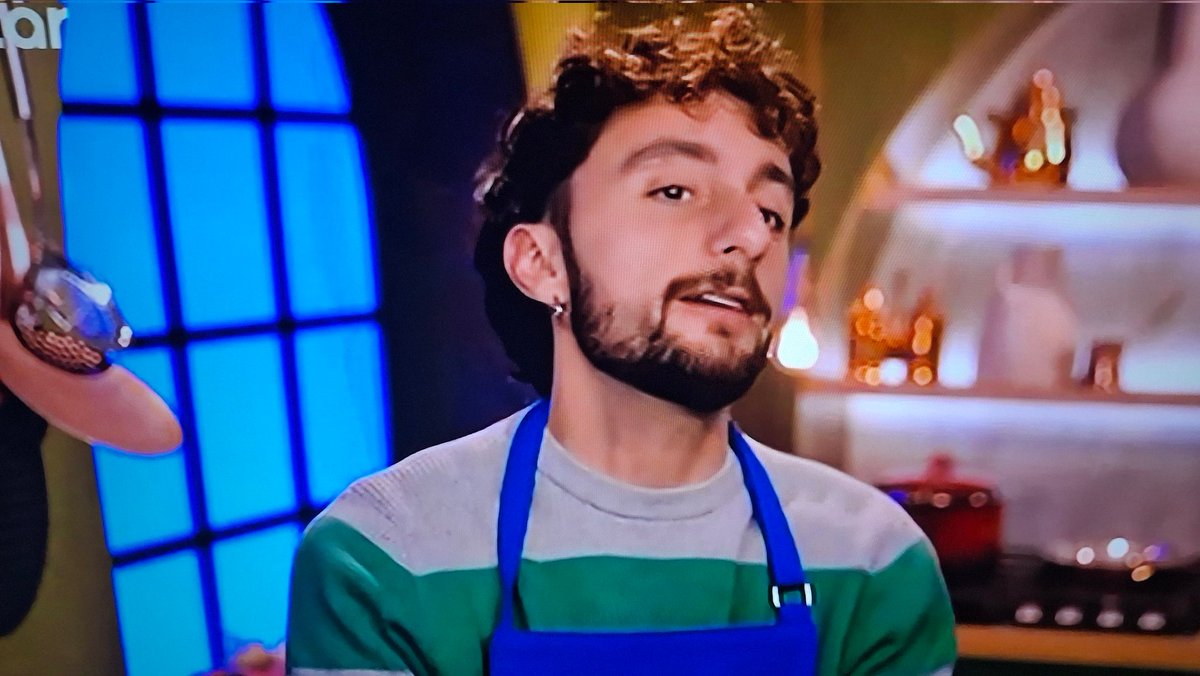 billnew349990's tweet image. #MasterChefGR Ο πιο ανάξιος &amp;amp; παρτάκιας αρχηγός στην ιστορία του παιχνιδιού