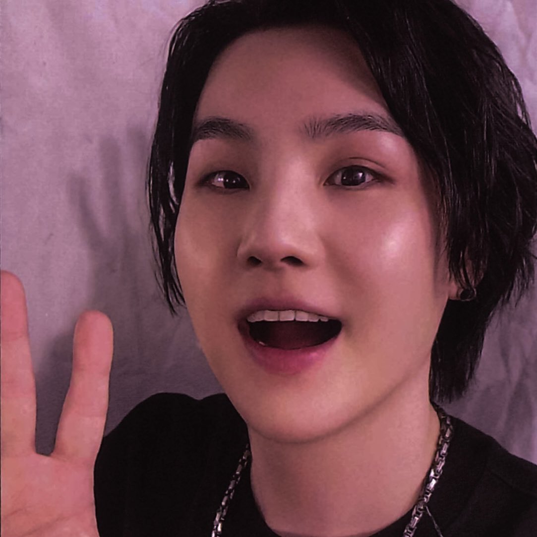 yooniskoo tweet picture