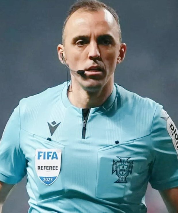 Il fenomeno da baraccone. Che si conosca la faccia di questo pezzo di merda.
#JoaoPinheiro #ChampionsLeague #JuventusGalatasaray