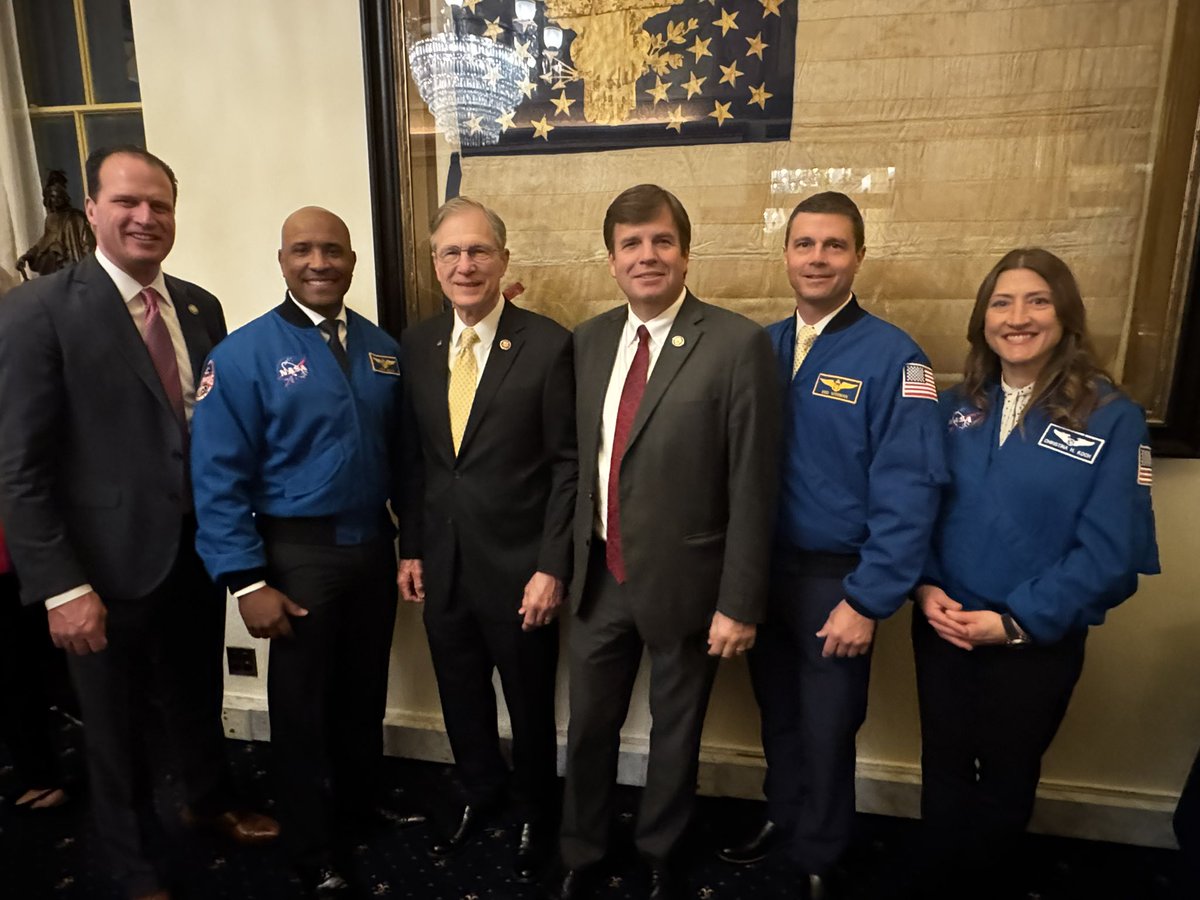 Dale W. Strong tweet media