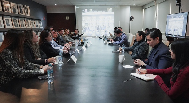 CONCAMIN's tweet photo. Con la participación del presidente de la #CONCAMIN, Alejandro Malagón, @AMalagonB, quien compartió su visión sobre la importancia actual de la #RSE y el impacto social en las comunidades, se llevó a cabo la sesión mensual de la Comisión de Responsabilidad Social y Empresarial de la Confederación.

Presidida por Karen Andrea Lazcano, @Klazcanoo, la comisión contó con un panel de alto nivel titulado: “Proyectos sustentables del sector de conservas alimenticias enfocados en el impacto social” por parte de empresas afiliadas a la @CANAINCA. 

En la sesión participaron las empresas líderes que compartieron sus mejores prácticas:
✅ @UnileverMX
✅ @OficialJumex
✅ @GrupoHerdezMX

También se anunció la creación de la Vicepresidencia de Derechos Humanos, que estará encabezada por Alejandra Abad, @alejandra_abad_, presidenta de @CanajadInformes. Desde la comisión seguimos fortaleciendo y compartiendo el compromiso de la industria con un futuro más responsable y humano.