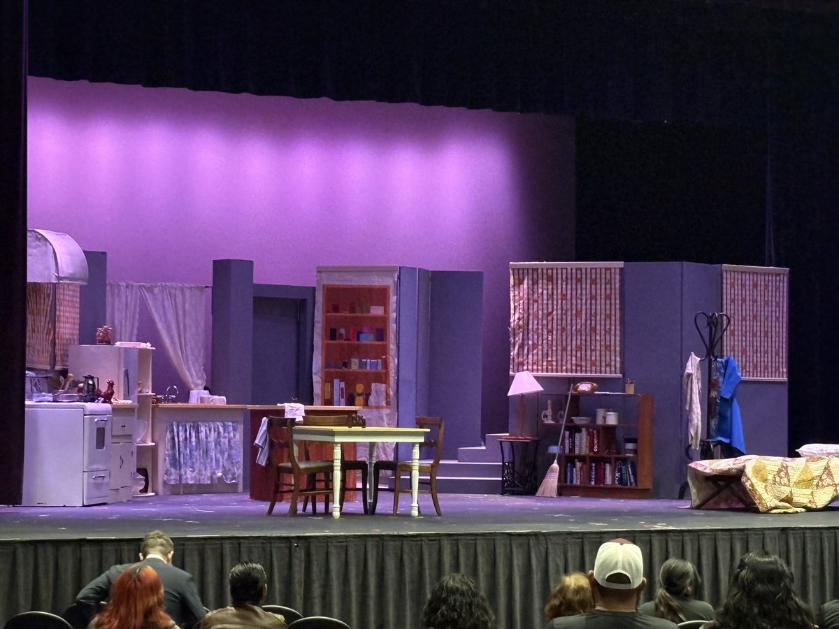 Ellen Colunga tweet media