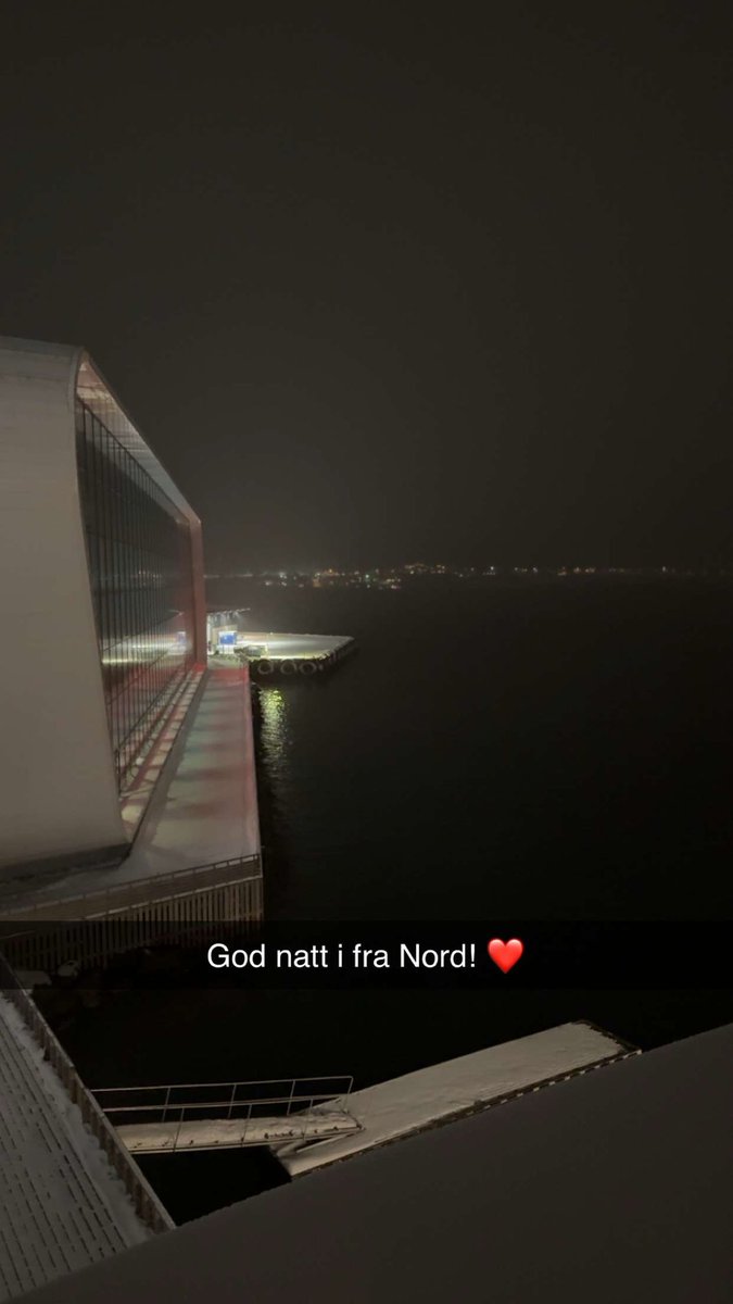 HarryFeset's tweet photo. God natt i fra et sted i Nord! ❤️ https://t.co/lPgsHBZ5zf