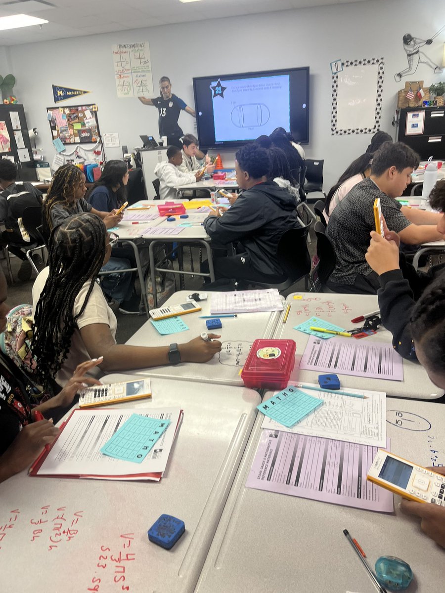 Tiffany Thompson tweet media