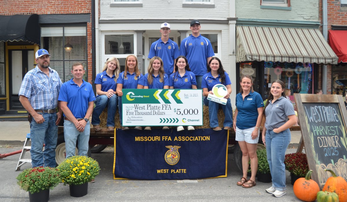 ChannelSeed's tweet image. Happy #FFAWeek! We're proud to support the future of farming and give back to the next generation. The future of ag is bright! ☀️ 🌱 #FFA #ChannelingUp