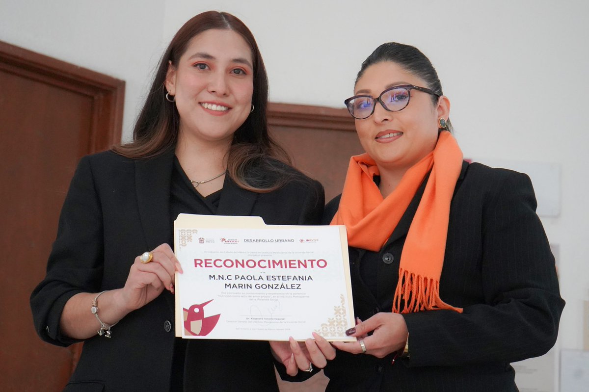 IMEVISedomex's tweet photo. En el marco de las actividades del #DíaNaranja, la #FamiliaIMEVIS a través de la Unidad de Igual de Género y Erradicación de la violencia, recibió a la Maestra Paola Estefania Marin Gonzales con la conferencia, “Nutrición como acto de Amor Propio”. 🧡
#ElPoderDeServir https://t.co/WBINJWv3tJ