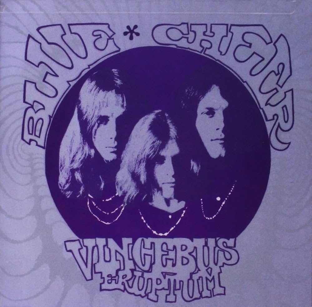 ozz_nyang's tweet photo. @yamazon1969 初めまして。
昨年のポップアップストアで
#ChickenZombies のTシャツ
買いました。
CD版は #BlueCheer のオマージュ
ですね。こちらの柄のTシャツも
欲しいです。 https://t.co/Ow85iLgBns