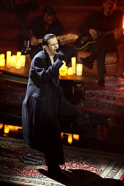 “Perdutamente” cantata da Achille Lauro per ricordare la strage di Crans-Montana è stato il momento più emozionante della serata, del Festival, dell’anno.

#Sanremo2026