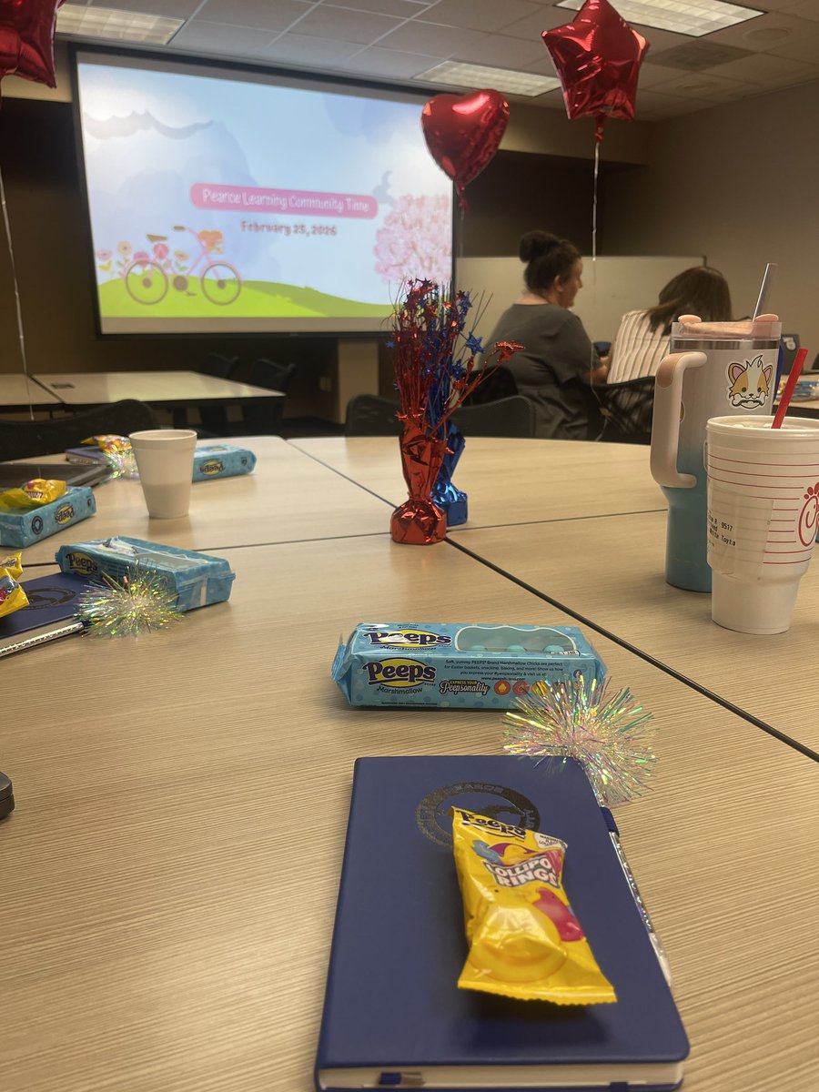 Cynthia Urteaga tweet media