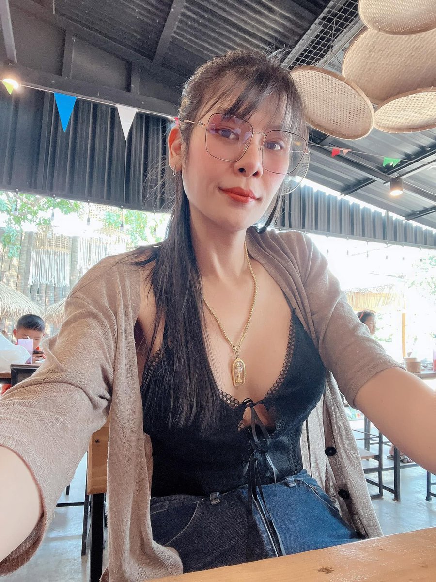 ใบเฟิร์น tweet media