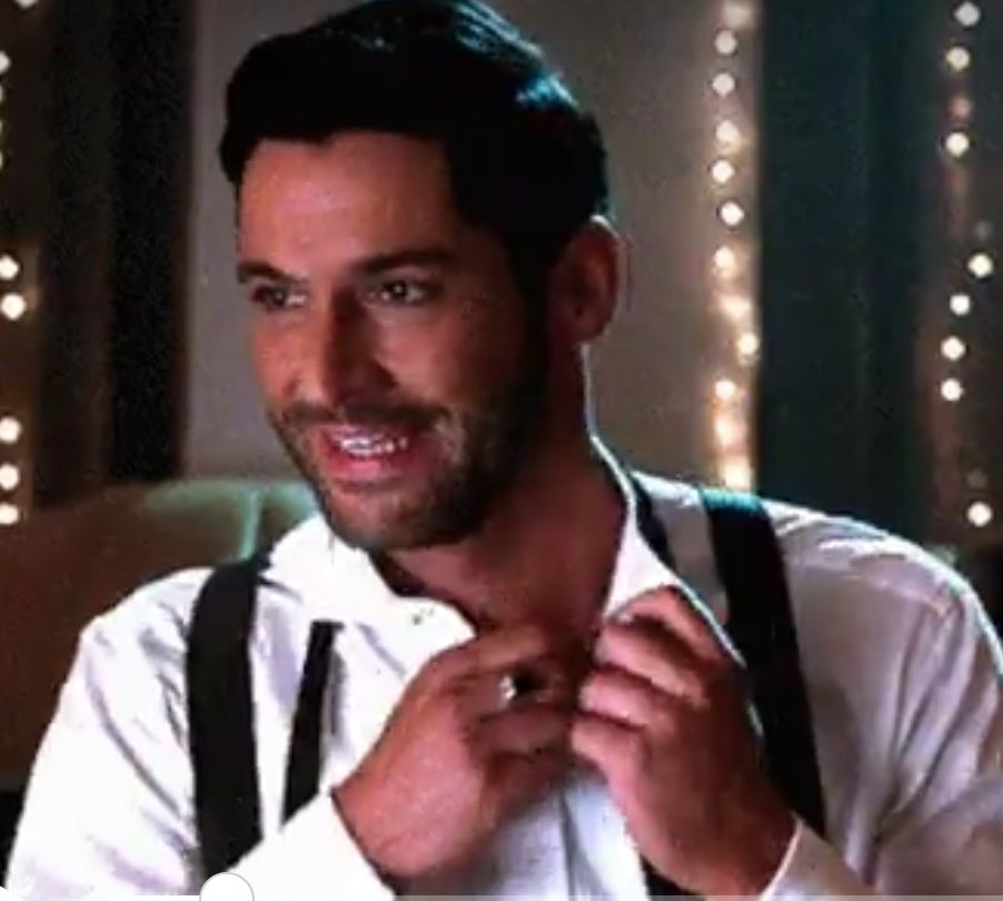 Some beautiful necklines💜🔥💜🔥💜🔥
#LuciferNetflix 
#LaurenGerman #TomEllis