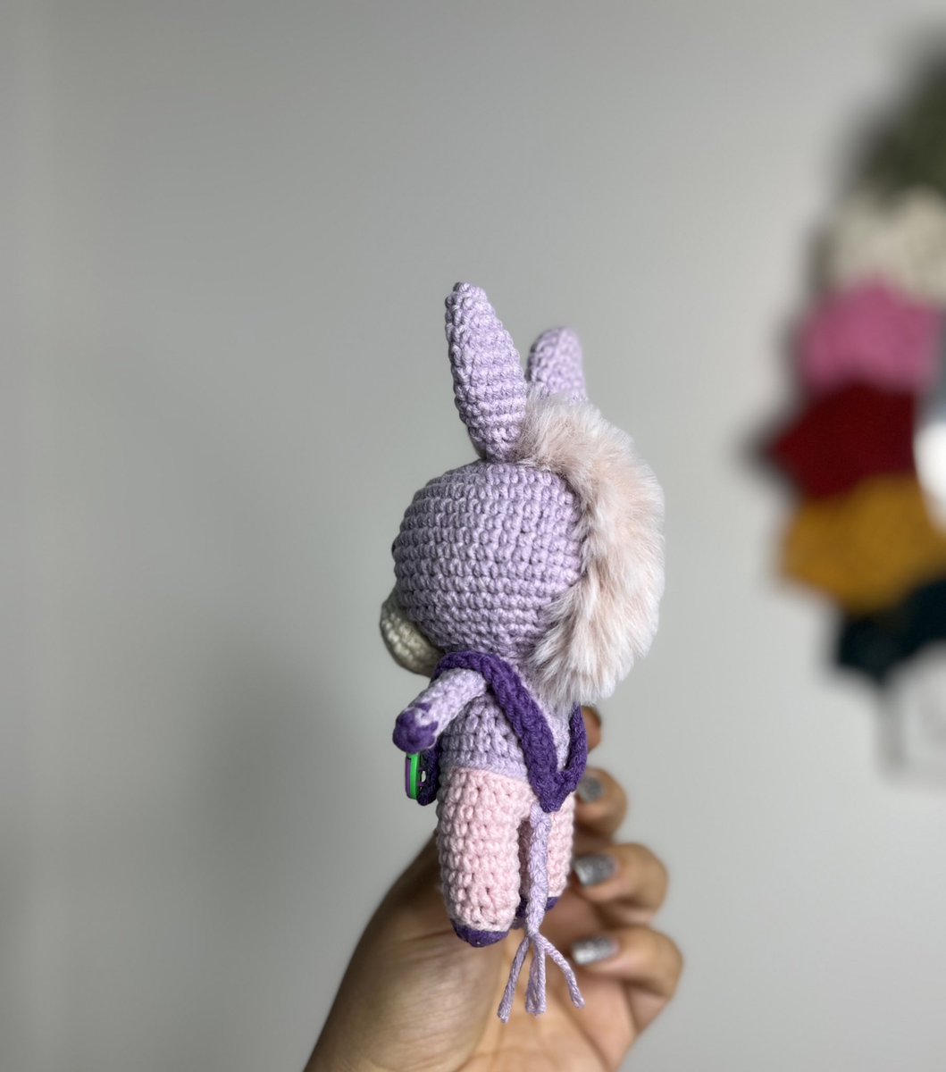 🦄 (همون که خر میبافه)Narin tweet media