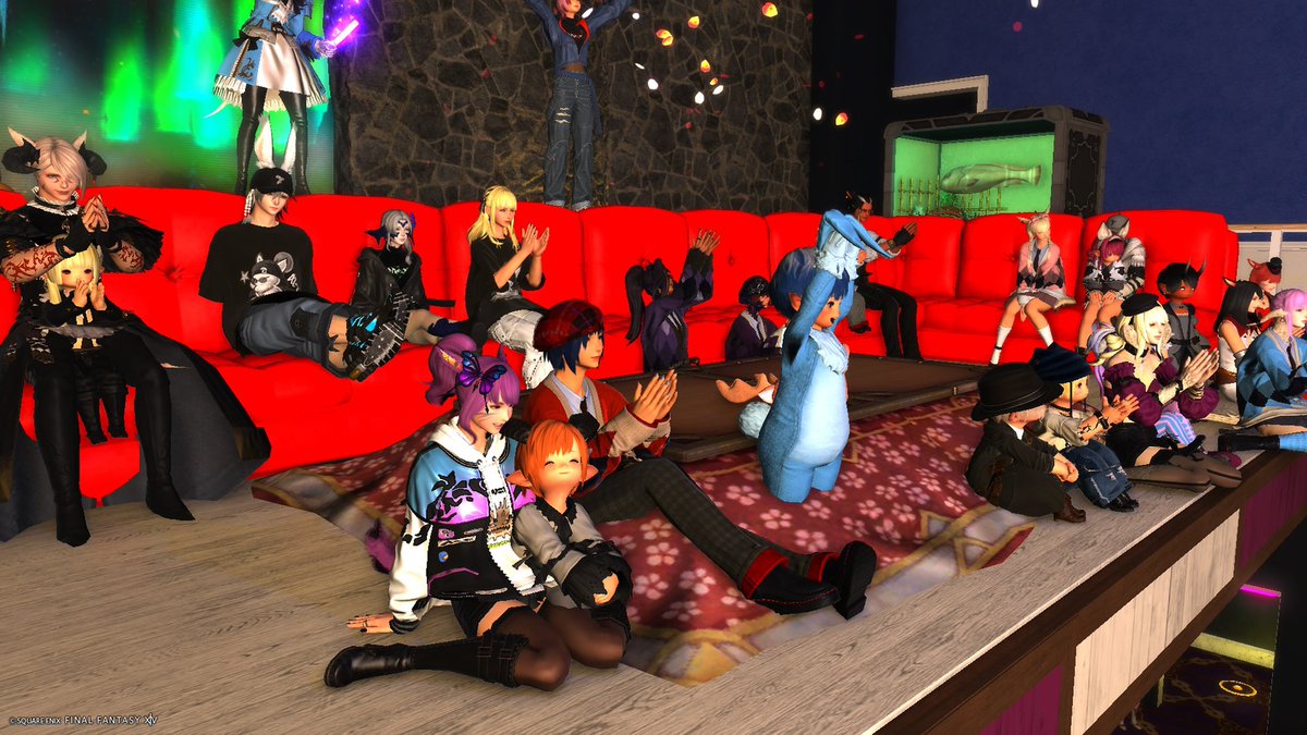 #天下の一番星 #てんほし
#ザ・ノスカー うわぁ
ロスってるなこれ
これはさくらちゃんと聴き入っているところ🌸