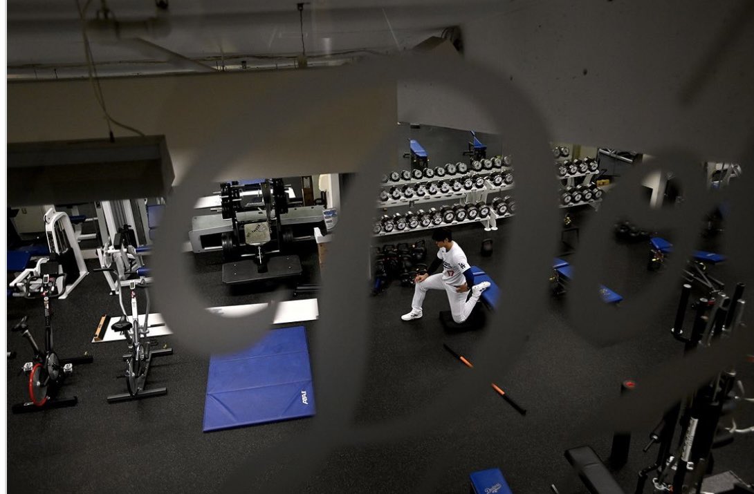 sho_tandaisuki's tweet image. 誰にも見せない時間が、
強さをつくる。

　　　　Solitude

言葉はいらない。
ただ、見ているだけで心が震える。

#ShoheiOhtani
#Dodgers
#Solitude