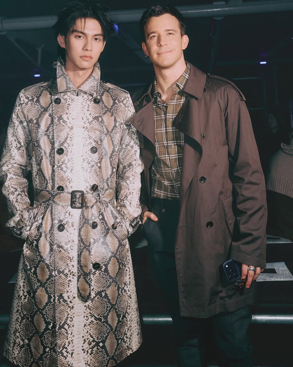 Luke Thompson and Bright Vachirawit at the Burberry Winter 2026 Show!