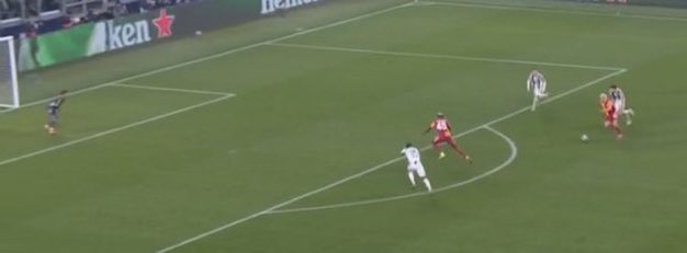 Her maç böyle bir pozisyonu var aslan parçasının.