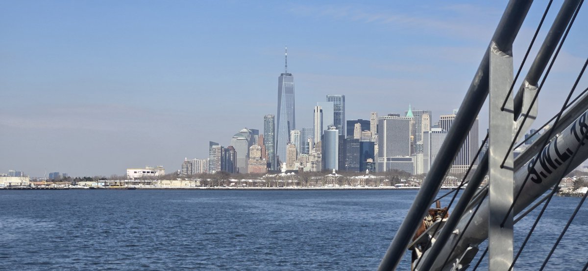 Justin? more like 🚍tin tweet media