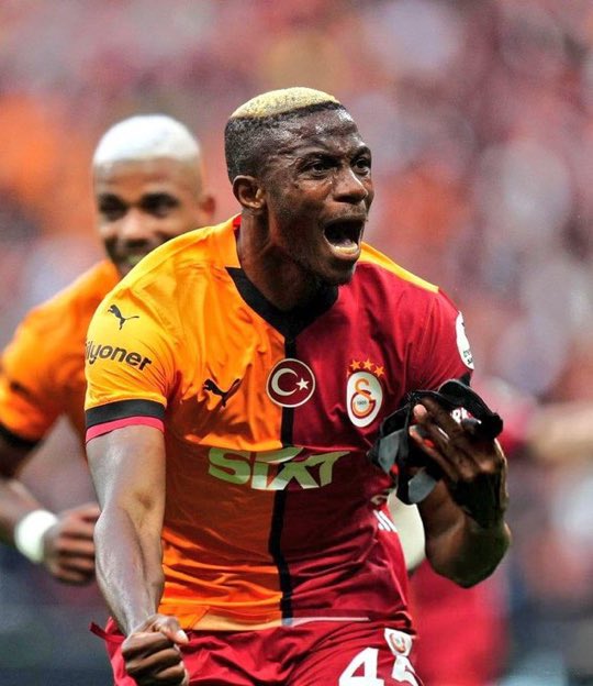 Victor Osimhen. What a striker 

Ghanaians are proud of you❤️