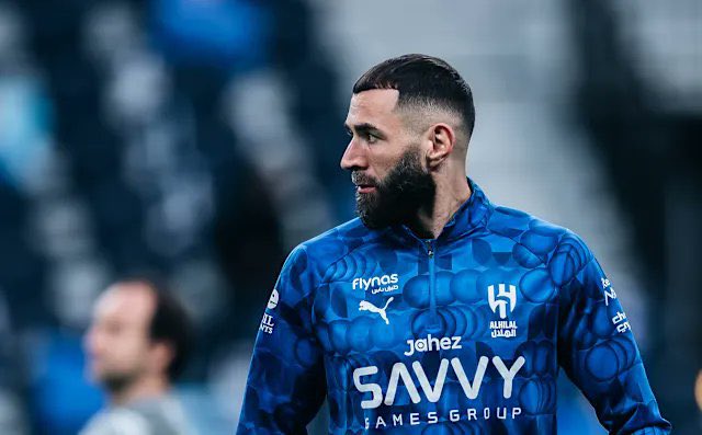 🚨⚠️ Karim Benzema will be out for minimum 10 to 15 days with adductor muscle injury.

Al Hilal also confirm Al-Dawsari suffered an injury, out for 3-4 weeks; hamstring injury also for Al-Tambakti, out for the next game.
Reports <a href="/FabrizioRomano/">Fabrizio Romano</a>
