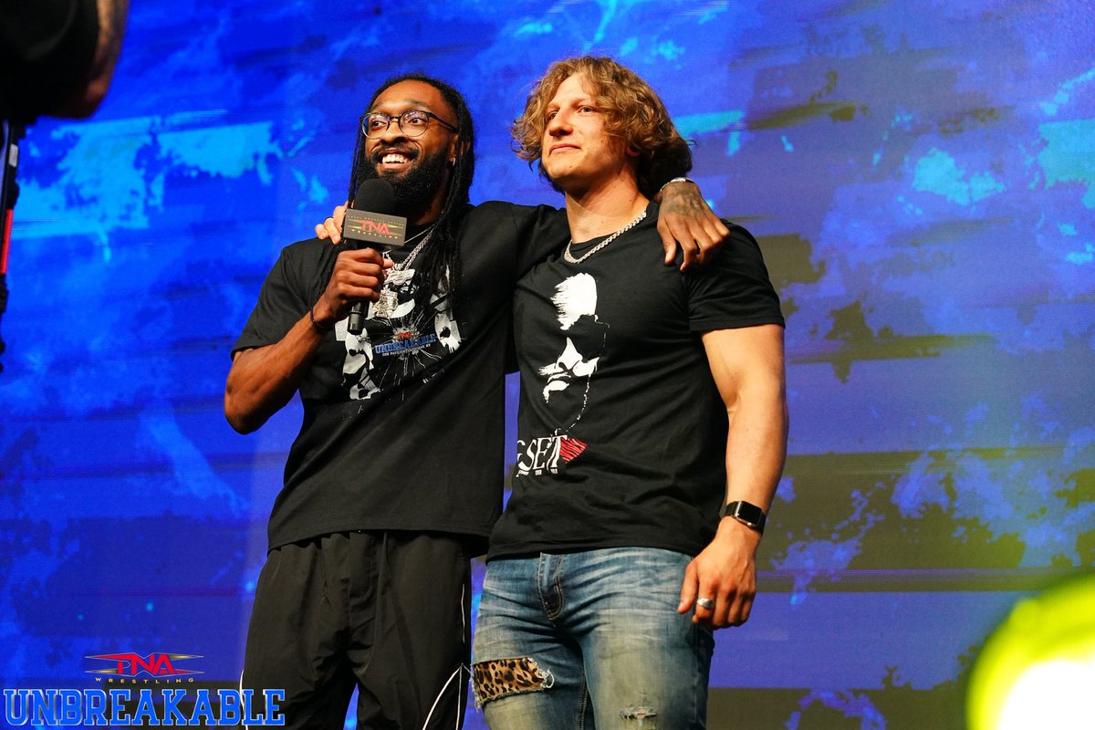 Chris Bey tweet media