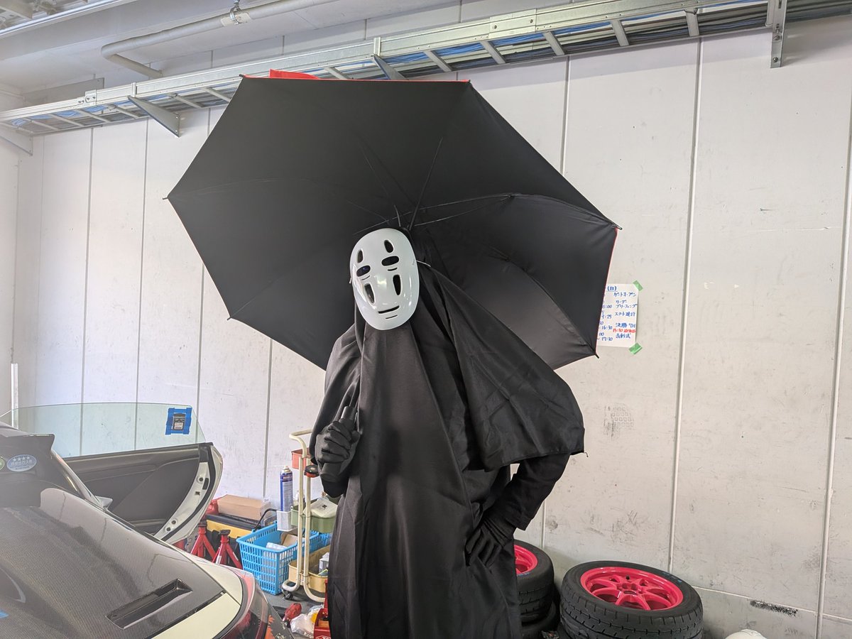 今回見かけたコスプレはミクちゃんとカオナシさん。 どちらもSAT'S MSC