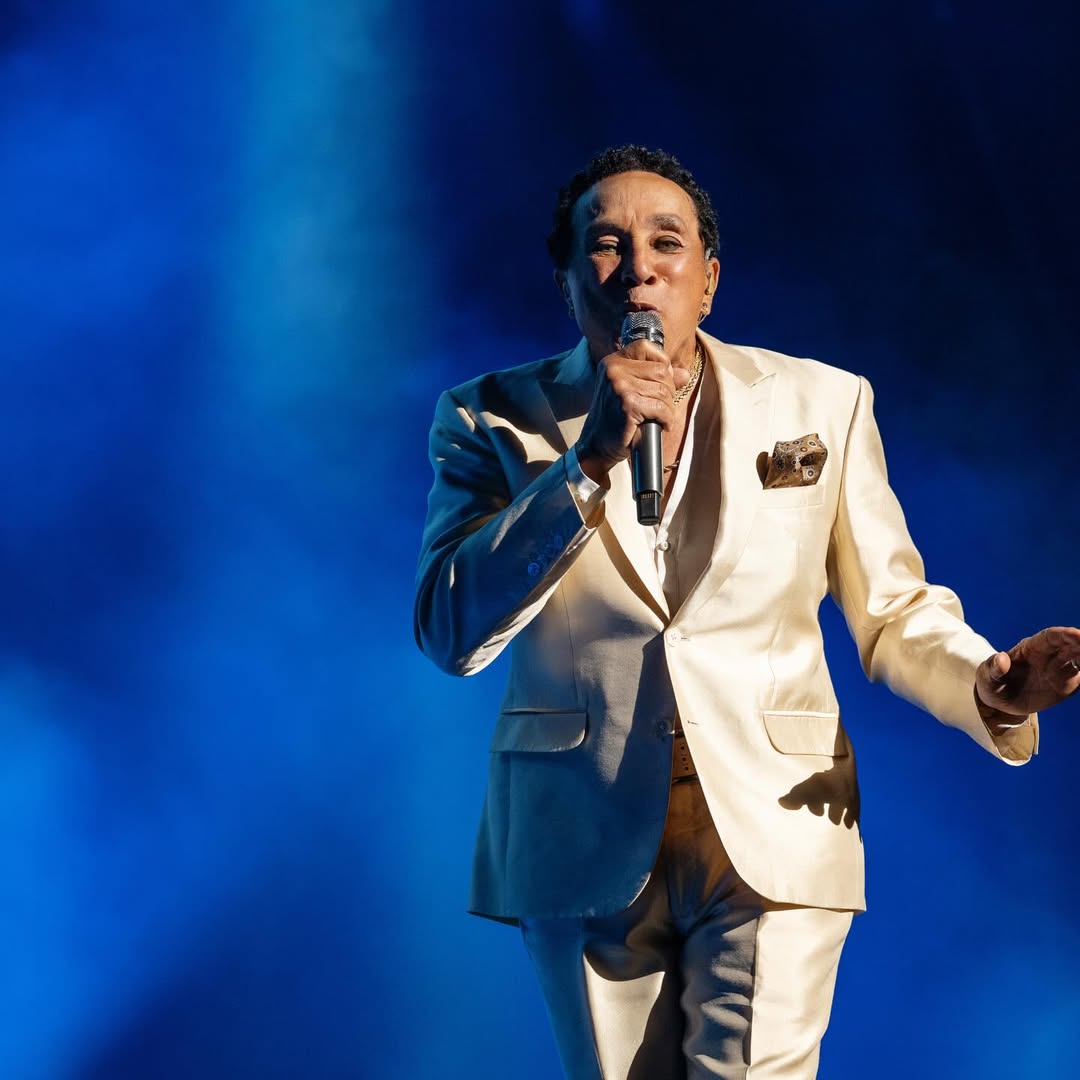 A true legend took the stage at The Show!

Smokey Robinson (<a href="/smokeyrobinson/">Smokey Robinson</a>) delivered a night of timeless hits at Agua Caliente Casinos. Thank you for an incredible evening ✨