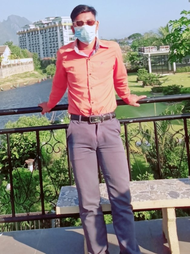 ອ້າຍຄຳ tweet media