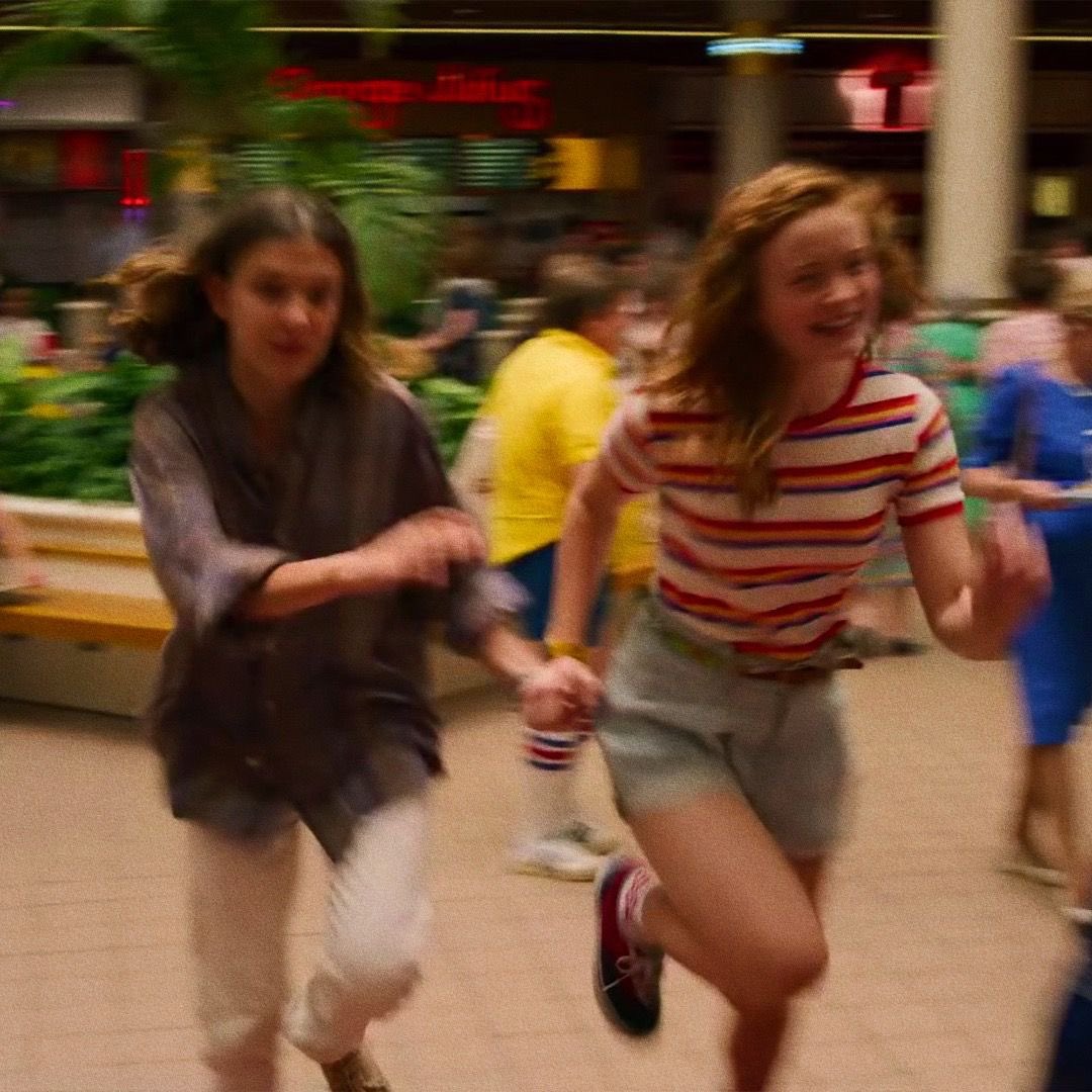 max has to be holding els hand every 5 minutes or else she’ll explode