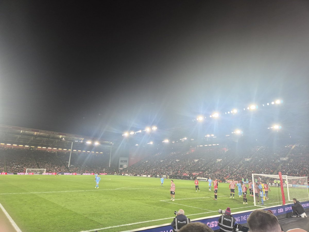 NotSY22's tweet photo. What a fucking win that is! Proper away performance- Blades are a very good side. So many great performances across the board, hard to pick a MOTM. Big shoutout to Eccles and Simms off the bench. Wins at The Hawthorns and Bramall Lane - those don't come about often! #PUSBs https://t.co/deSBSs1C92