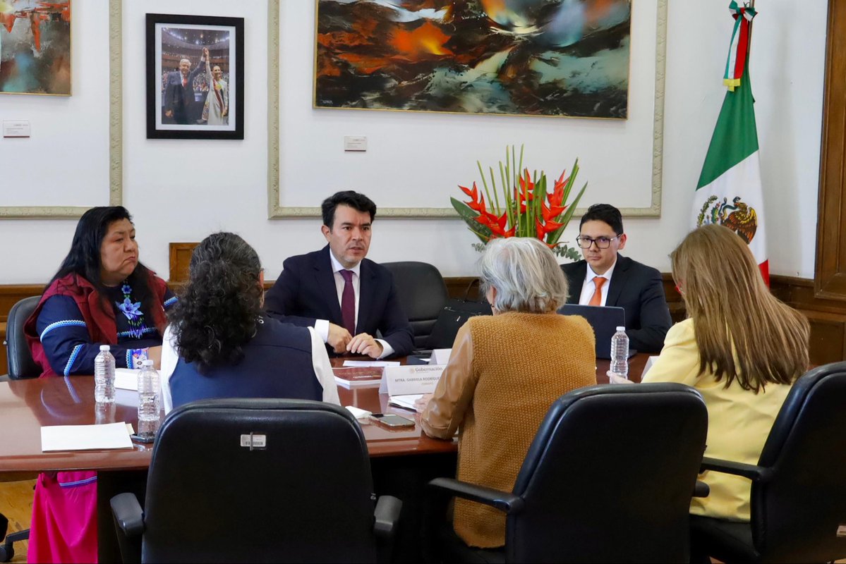 Nos reunimos con las titulares del <a href="/CONAPO_mx/">CONAPO - Consejo Nacional de Población</a>, <a href="/GabrielaRodr108/">Gabriela Rodriguez</a>; del <a href="/CONAPRED/">Conapred</a>, <a href="/ClaudiaOliviaM/">Claudia Olivia Morales Reza</a>; de la <a href="/comar_sg/">Comisión Mexicana de Ayuda a Refugiados</a>, <a href="/xade_mm/">Xadeni Mendez</a>; y del <a href="/SIPINNA_MX/">Sipinna</a>, <a href="/SLVillavicencio/">Lorena Villavicencio</a>.

Desde la <a href="/SEGOB_mx/">Gobernación</a> trabajamos para fortalecer la coordinación interinstitucional en favor de  la igualdad, la