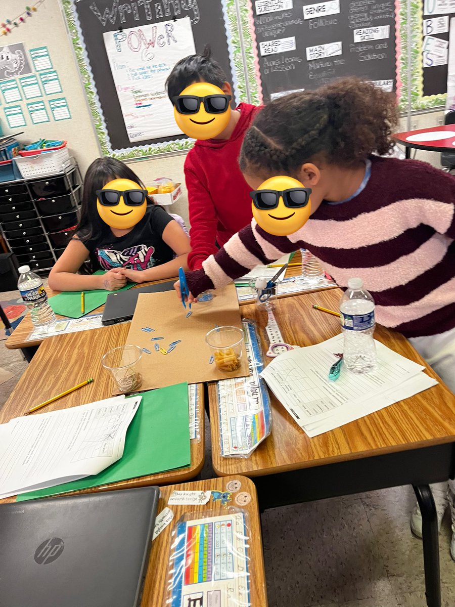 MissYingling's tweet photo. We began learning about adaptations and different beak shapes! https://t.co/1AHajeaxZD