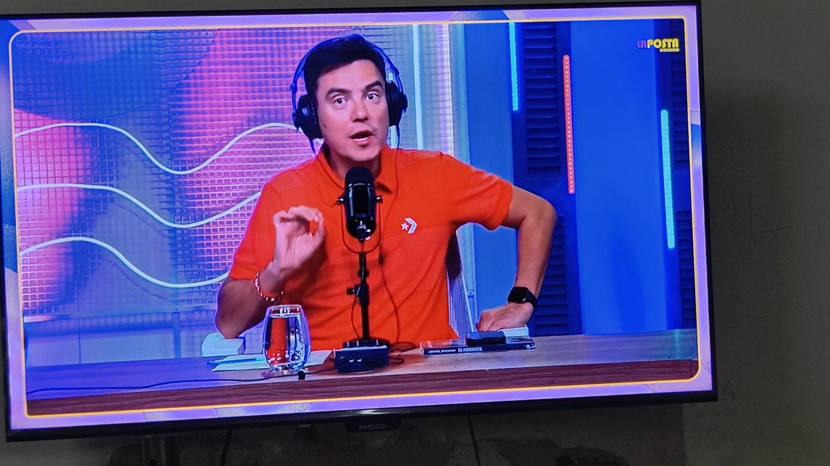 Mi streaming favorito ❤️ 
"Generación maldita" debería llamarse 
TELEFE dejó de ser el canal de la familia hace muuuuuchooo tiempo...me da pena porque es un canal con el que crecí cuando tenía programas familiares, pero la ambición fue más fuerte que sostener los valores....