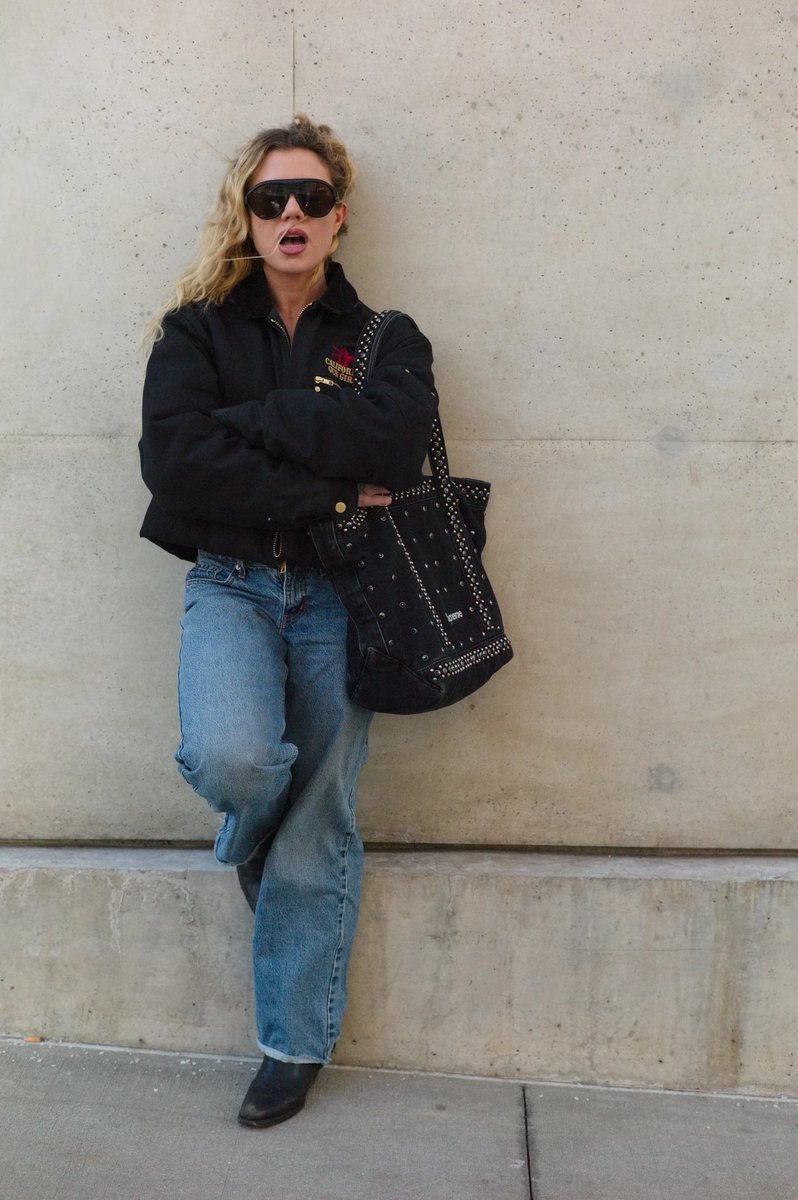 Pop Crave tweet media